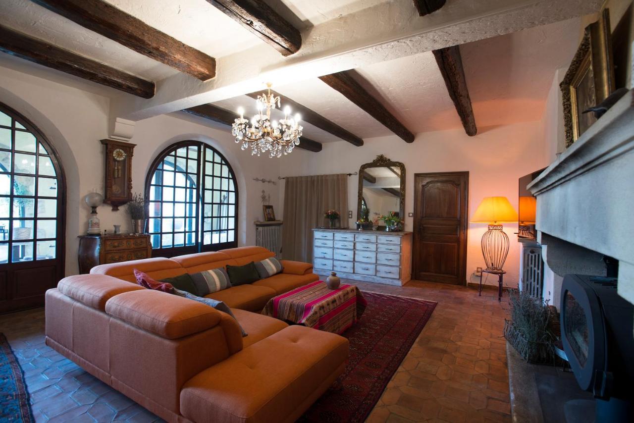 B&B Oasis Des Lavandes - Chambre Coqueliot Villeneuve-lès-Avignon Εξωτερικό φωτογραφία
